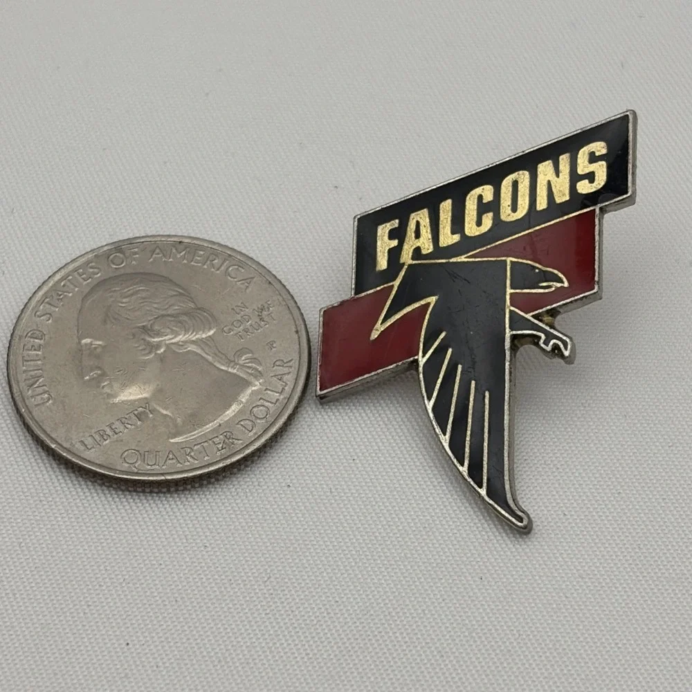 Vintage 1984 Atlanta Falcons Logo‎ NFL Football Lapel Hat Pin